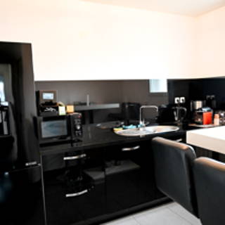 Bureau privé 12 m² 1 poste Coworking Rue de Metz Nanterre 92000 - photo 2